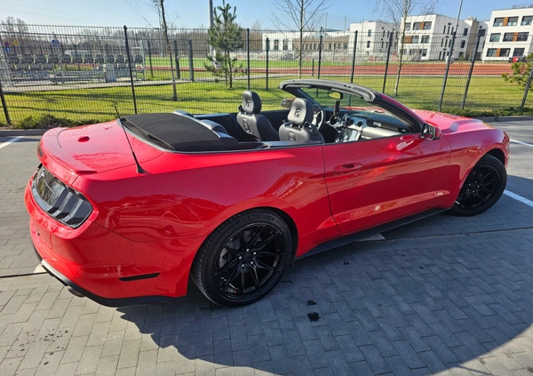 Ford Mustang cena 155545 przebieg: 37300, rok produkcji 2019 z Warszawa małe 667